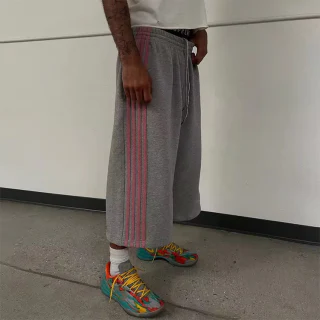 Men's oversized cotton shorts · 2