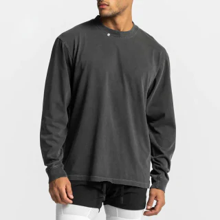 Men's heavyweight long-sleeve crew-neck T-shirt · 1