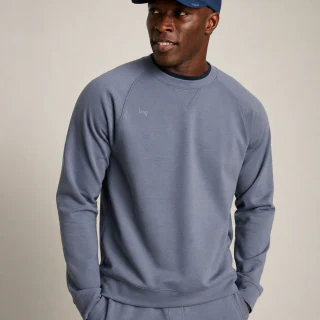 Men's crew-neck raglan sweatshirt · 3
