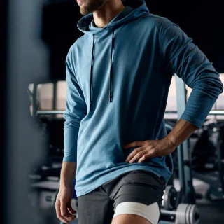 Sudadera con capucha de algodón para hombre. · 2