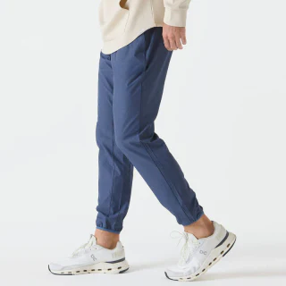 Men's quick-dry lightweight nylon joggers · 1