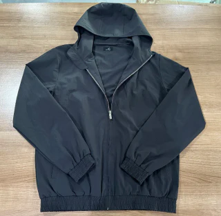 Men's lightweight nylon jacket · 2