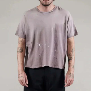 Boxy-fit cotton T-shirt · 200 GSM · 1