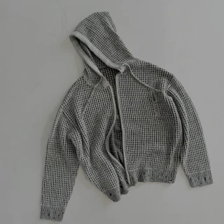 Zip-up hoodie · 6