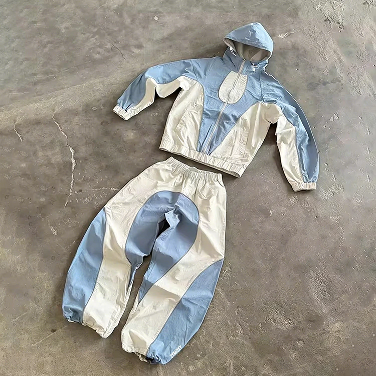 Men's nylon tracksuit