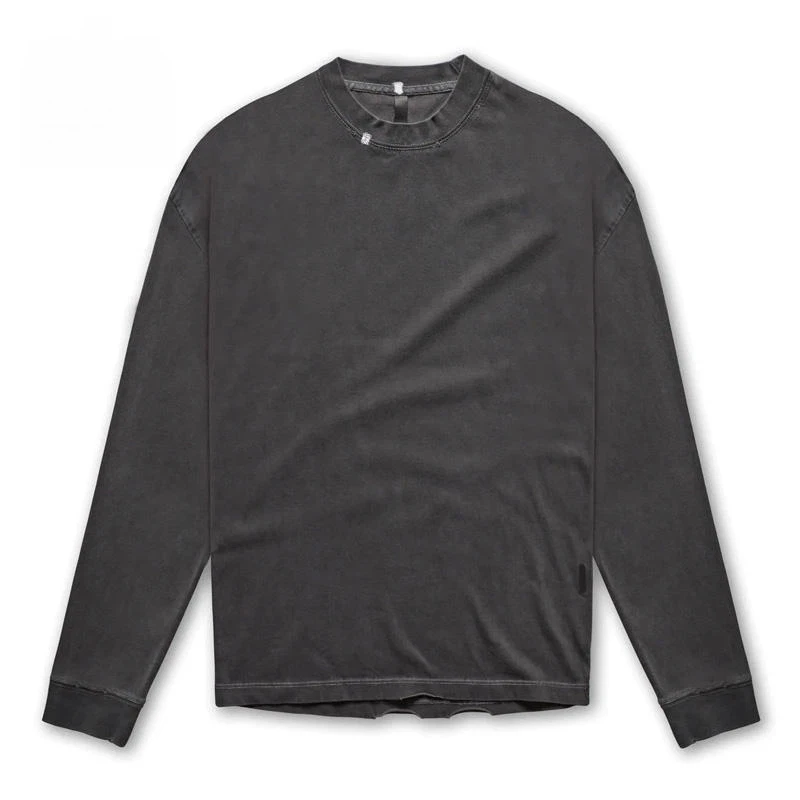 Men's heavyweight long-sleeve crew-neck T-shirt · 3