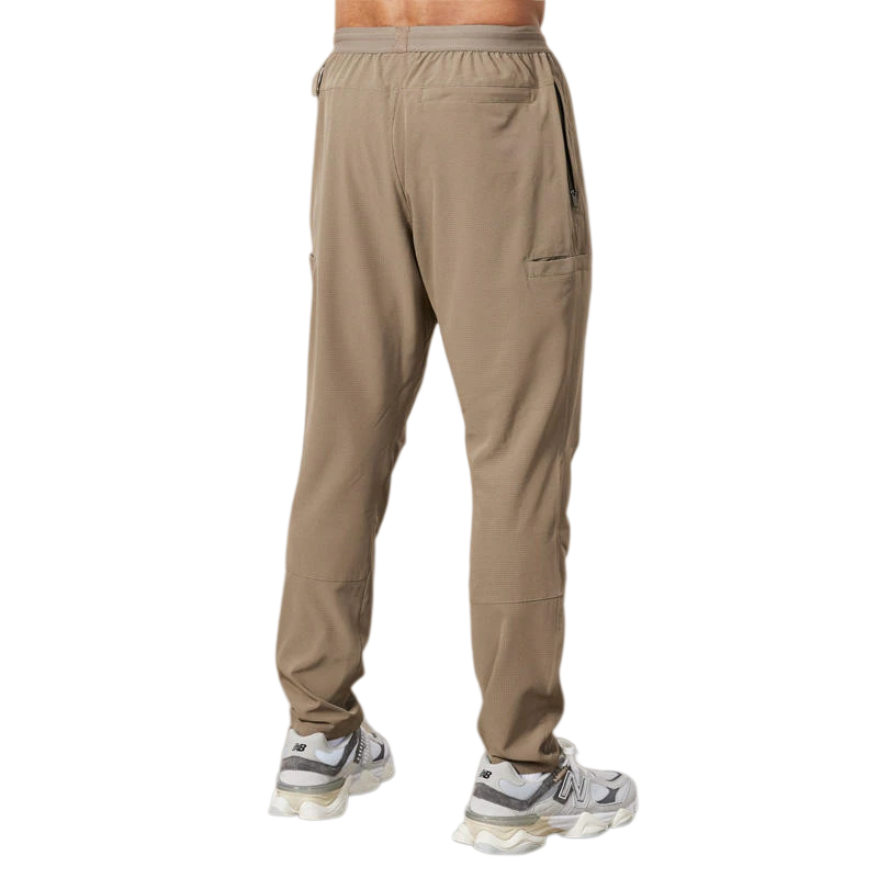 Joggers de nailon ligero de secado rápido para hombre · 2