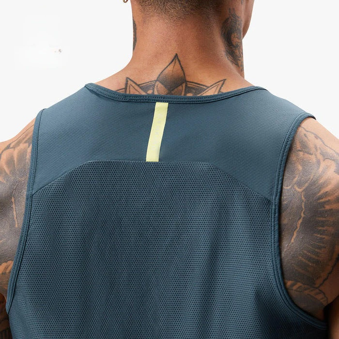 Camiseta sin mangas para hombre · 4