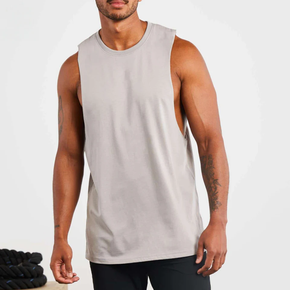 Kundenspezifisches, atmungsaktives Gym-Tanktop aus athletischem Baumwoll-Spandex im Großhandel für Herren · 2