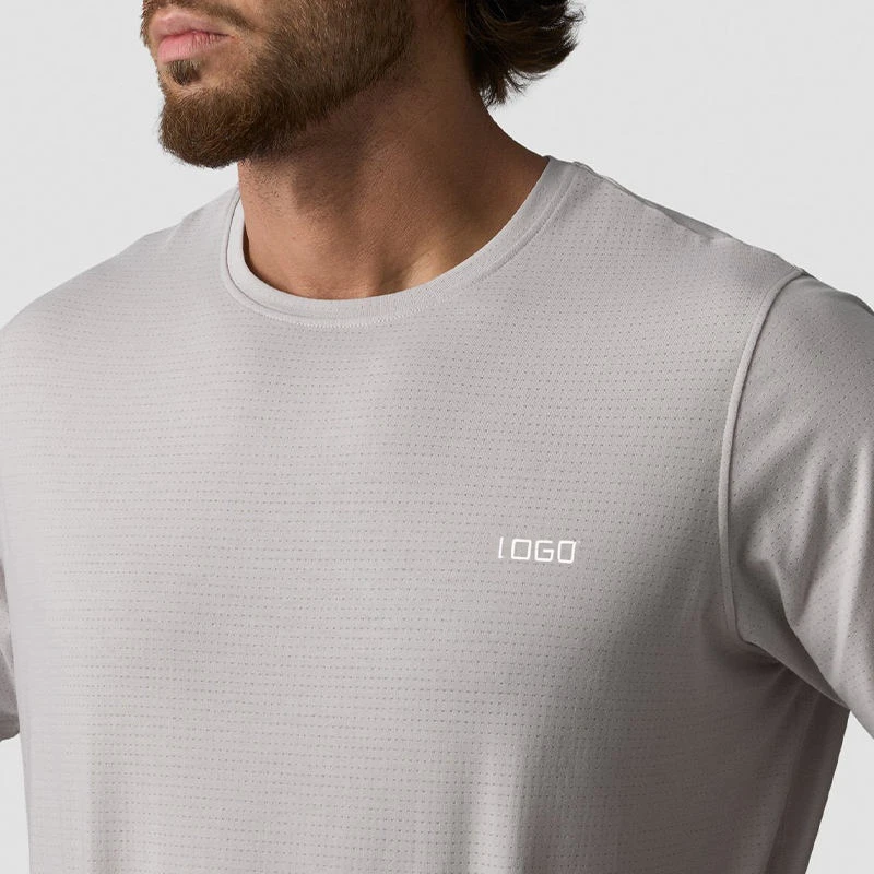 Camiseta masculina de elastano leve e de secagem rápida · 2