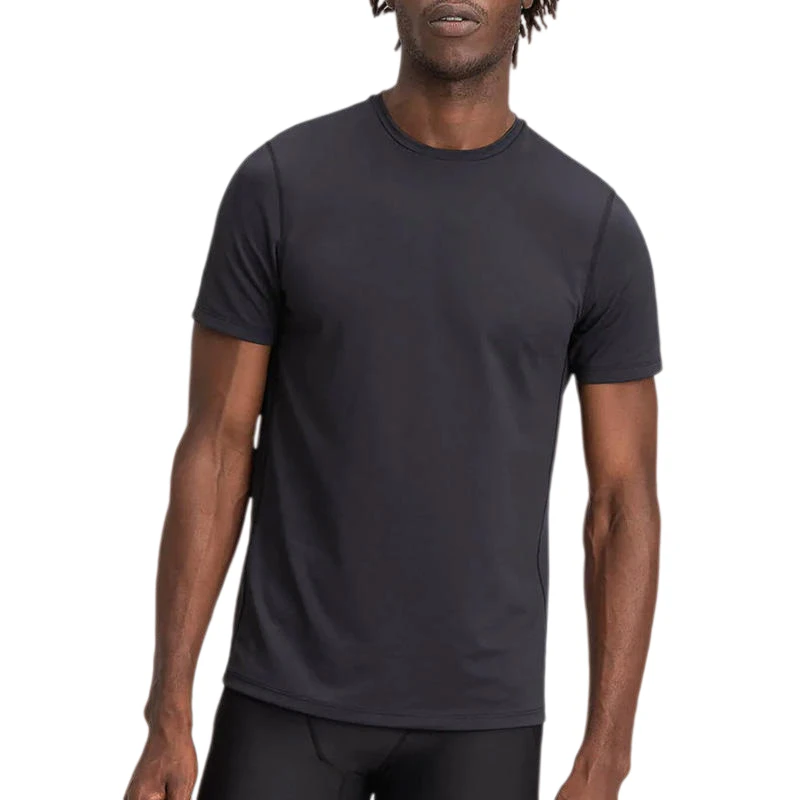 Camiseta masculina leve e justa de secagem rápida