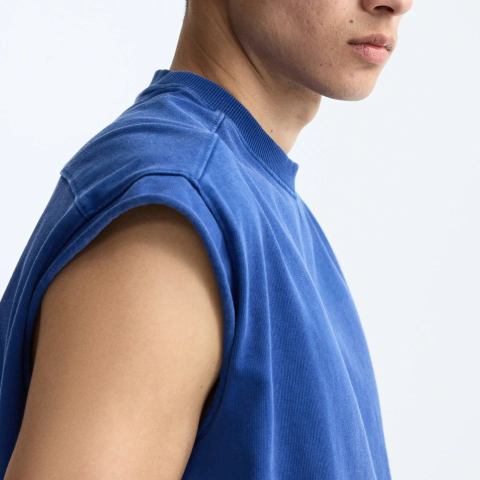 Men's boxy-fit sleeveless cotton tank top · 3