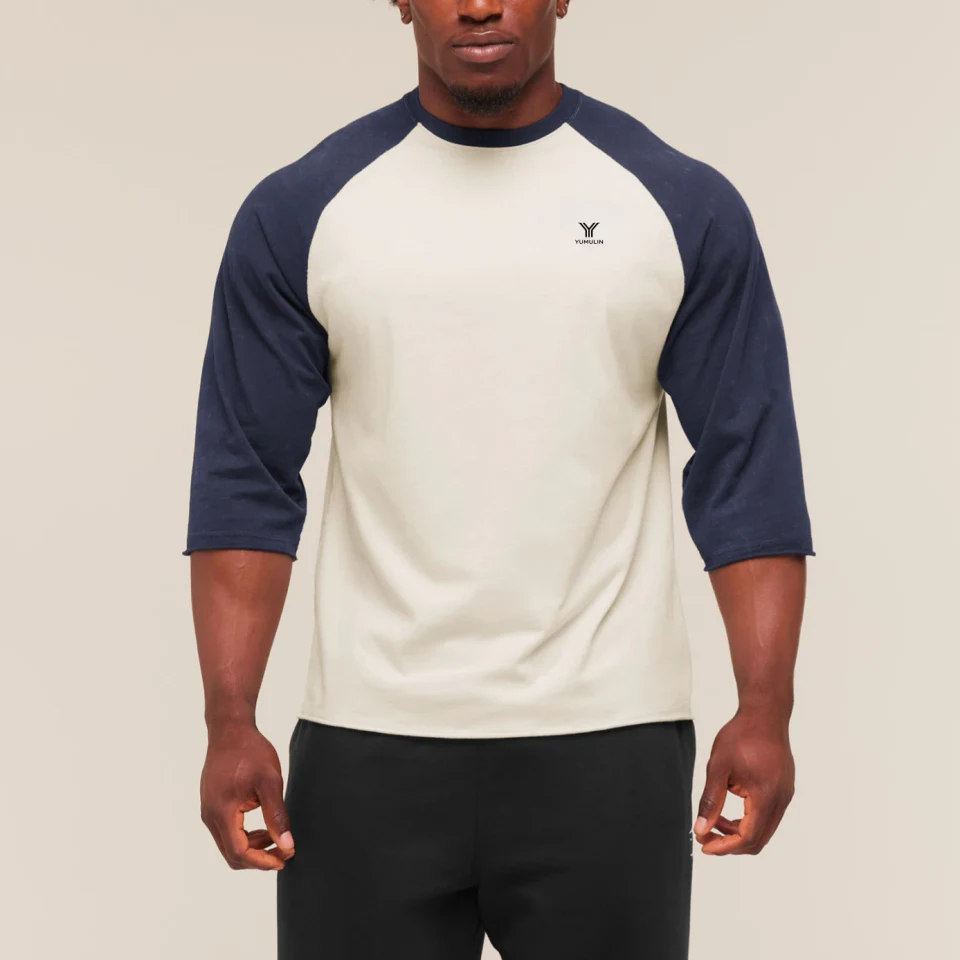 Oversized cotton T-shirt · 220 GSM