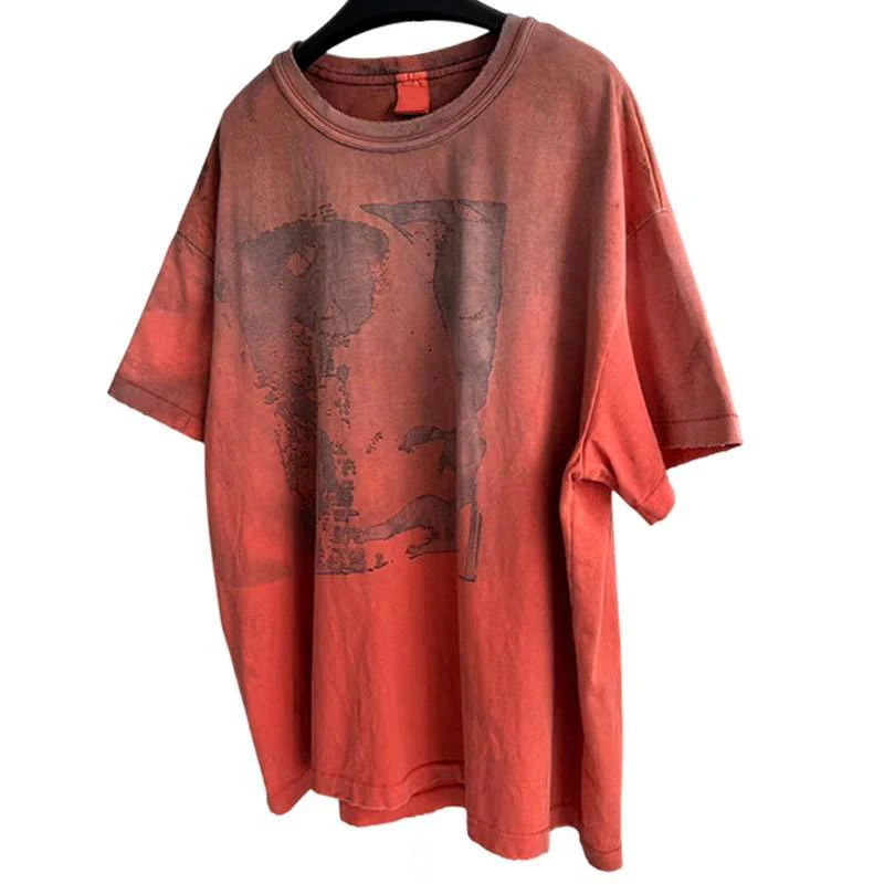 Cotton T-shirt · 180 GSM · 3